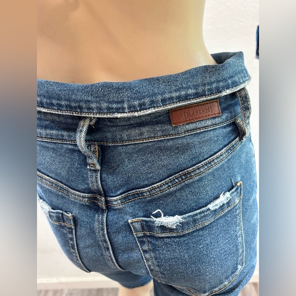 Blank NYC Bermuda Shorts Size 27 - Picture 16 of 16